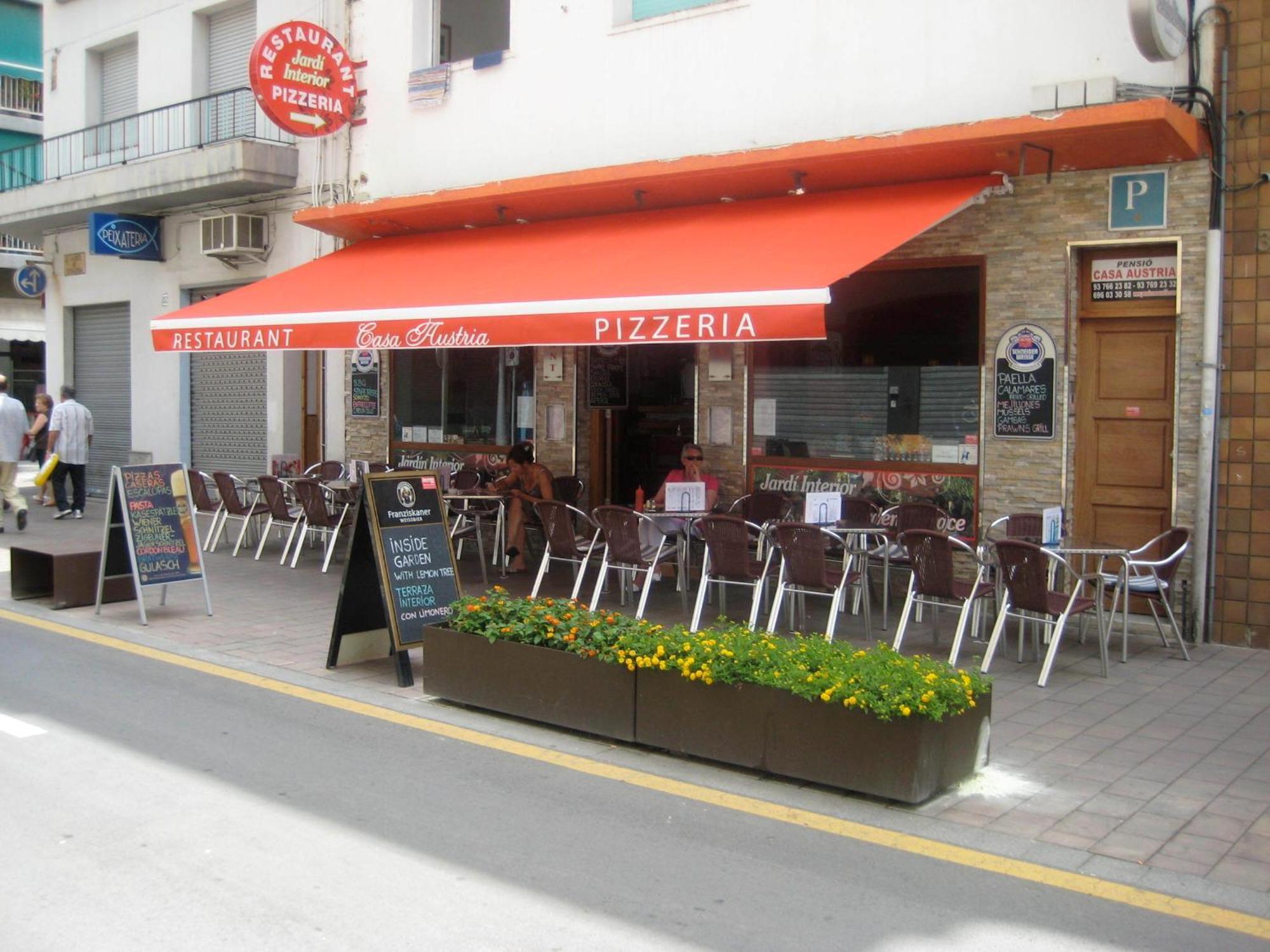 Pension Casa Austria Calella Bagian luar foto