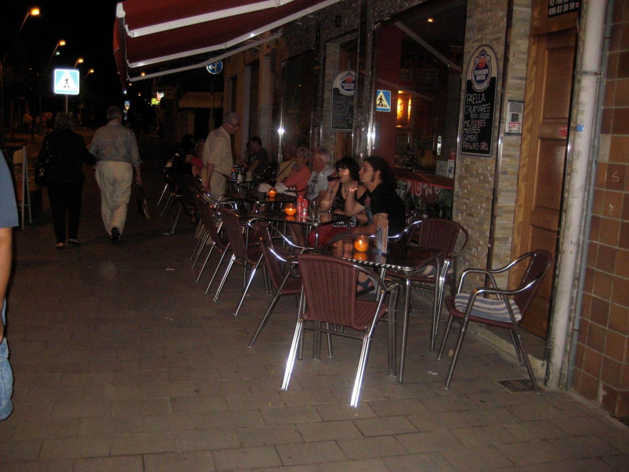 Pension Casa Austria Calella Bagian luar foto