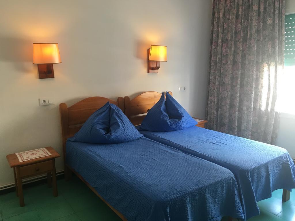 Pension Casa Austria Calella Bagian luar foto